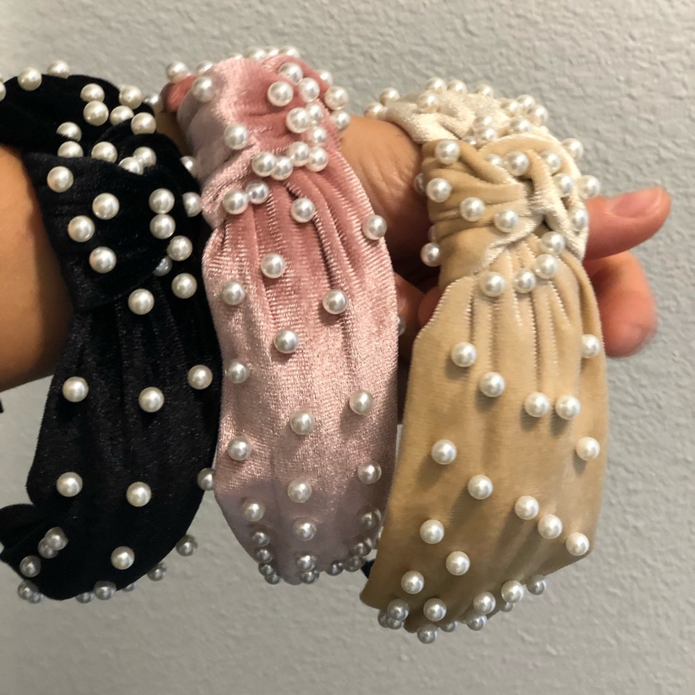 4  Headbands for girls!😍almost New!!!